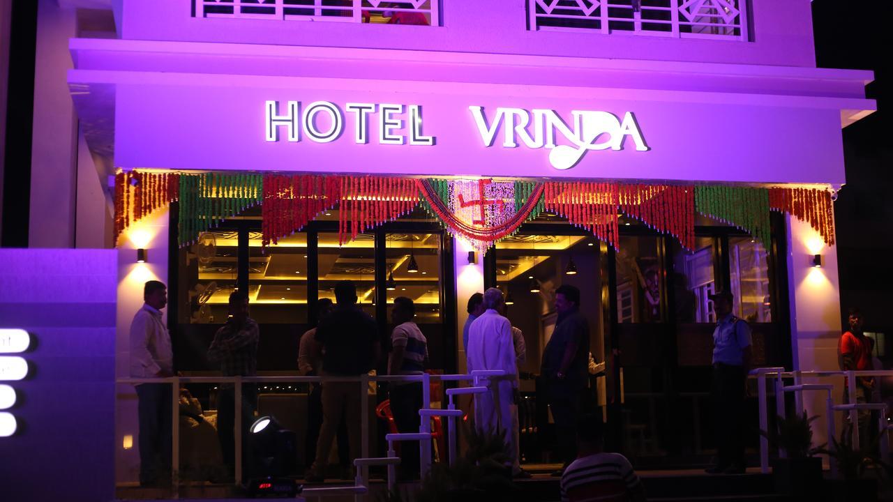 Hotel Vrinda Lātūr 외부 사진